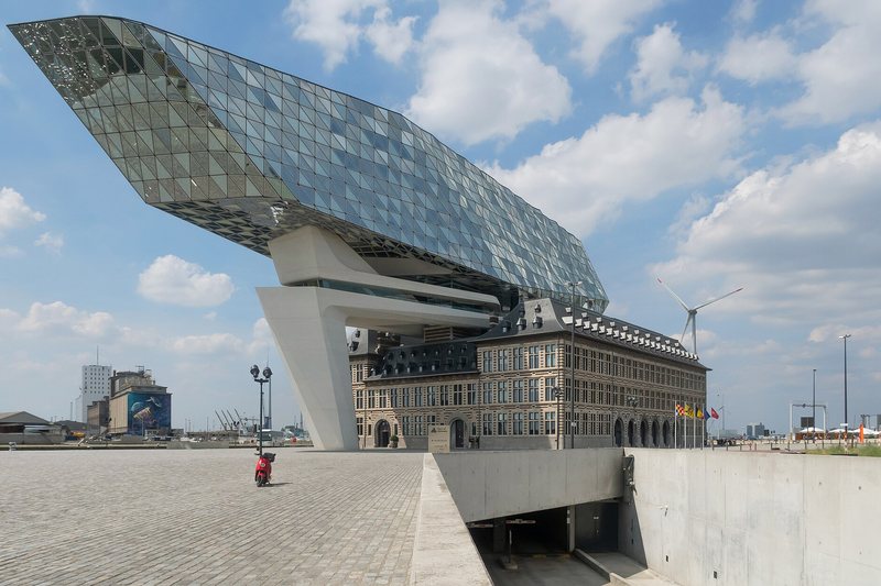 Le port d'Anvers, poumon logistique du pays